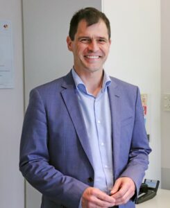 Orthopaedic Surgeon Dr Nick Wallwork