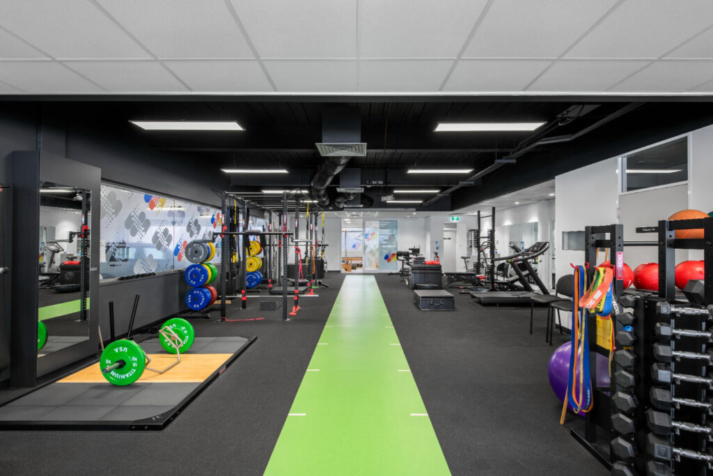 Sportsmed Service - Gym - Amenities